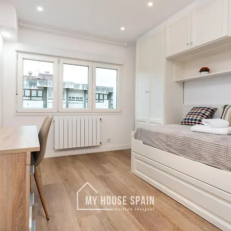 Myhousespain - Piso Luminoso Cerca De La Playa Хихон