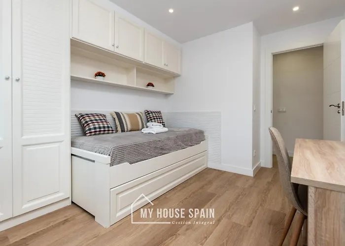 Myhousespain - Piso Luminoso Cerca De La Playa * خيخون